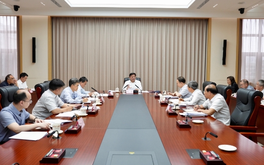 农业农村部党组召开巩固拓展脱贫攻坚成果工作蹲点调研交流会强调 牢牢守住不发生规模性返贫致贫底线 扎实推进巩固拓展脱贫攻坚成果同乡村振兴有效衔接